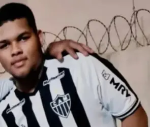 Víctor fue asesinado a balazos cuando hablaba por teléfono con su mamá: escuché gritos y después silencio