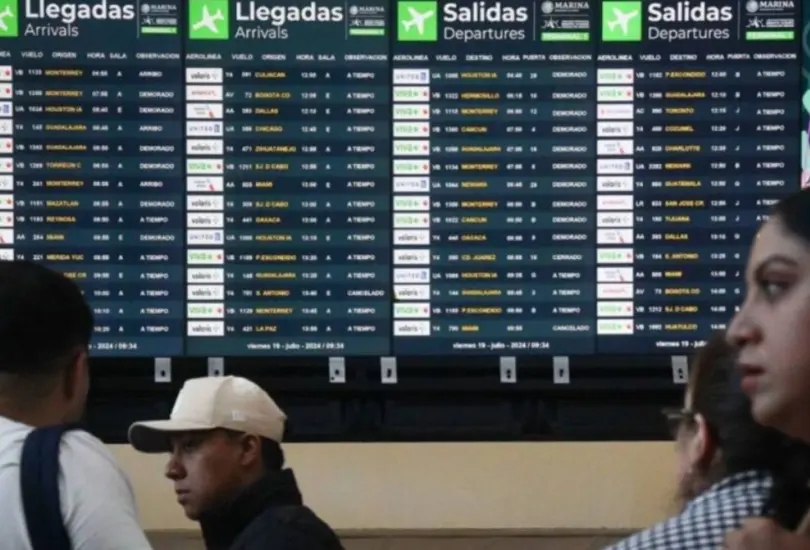 El Departamento de Transporte de Estados Unidos revocó 13 rutas de aerolíneas mexicanas. El Departamento de Transporte de Estados Unidos revocó 13 rutas de aerolíneas mexicanas.