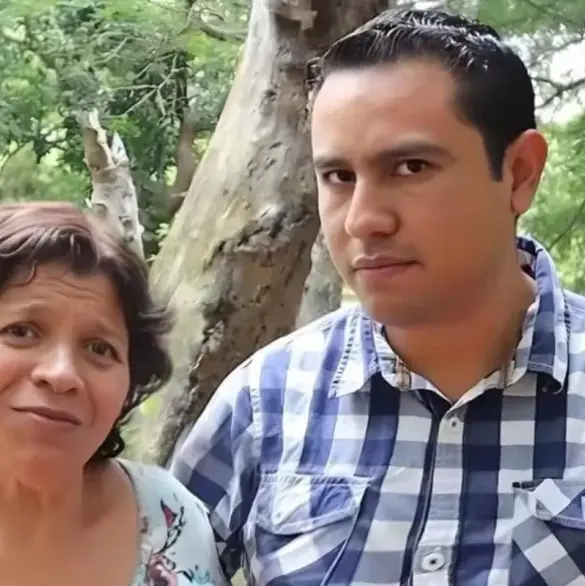 Recompensa de 350 mil pesos: Jaime Toral, el influencer prófugo acusado de trata y del secuestro de "Doña Lety" Recompensa de 350 mil pesos: Jaime Toral, el influencer prófugo acusado de trata y del secuestro de "Doña Lety"