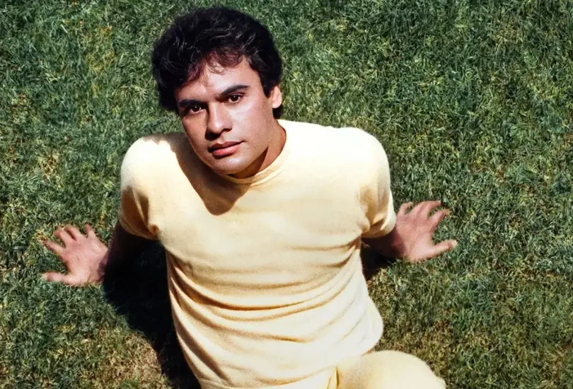 Netflix estrenó una nueva serie sobre Juan Gabriel. Netflix estrenó una nueva serie sobre Juan Gabriel.