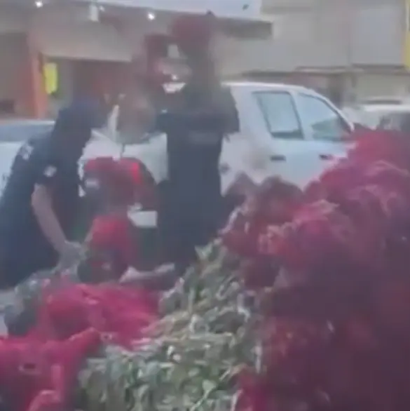 Todo por no querer pagar mil pesos: Comerciantes denuncian extorsión de policías en Tuxpan Todo por no querer pagar mil pesos: Comerciantes denuncian extorsión de policías en Tuxpan