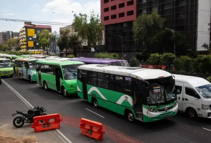 El alza frenó los bloqueos anunciados por transportistas en la CDMX.