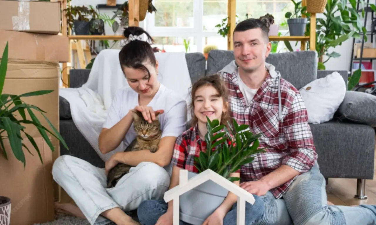  La capital se convierte en la primera entidad del país en reconocer legalmente la convivencia con mascotas y menores de edad como parte del derecho a una vivienda digna. 