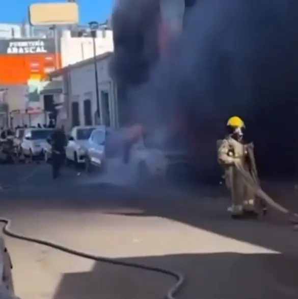 "Se estaba quemando vivo": Testigo relata los terribles momentos durante el incendio en Waldos en Hermosillo