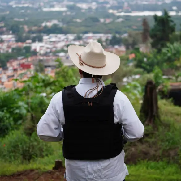 "Aquí los espero": Entre velas y balas, así terminó la lucha de Carlos Manzo contra el crimen en Uruapan