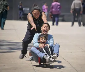 Calendario SEP: &iquest;Cu&aacute;ndo son los d&iacute;as festivos y puentes que habr&aacute; en noviembre 2025?