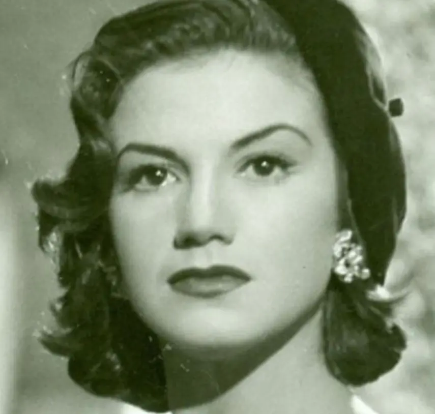 Ana Luisa Peluffo (96 años)