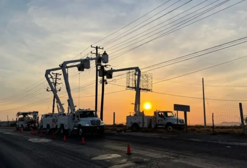 La CFE electrifica comunidades para mejorar la vida de casi 300 mil personas.