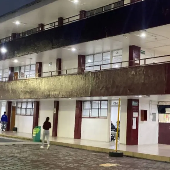 Pelea entre alumnas del CETIS 56 deja a joven en silla de ruedas