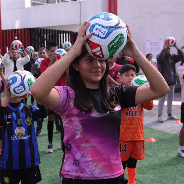 ¿Cuándo es la clase de futbol masiva que buscará romper el Récord Guiness en la CDMX? ¿Cuándo es la clase de futbol masiva que buscará romper el Récord Guiness en la CDMX?