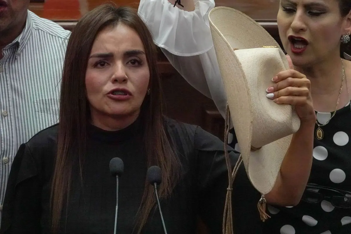 La toma de protesta de Grecia Quiroz. Cuartoscuro.