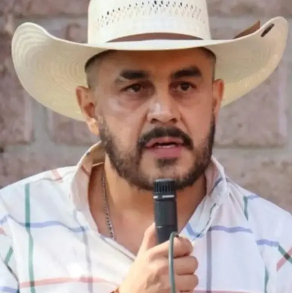 Hallan con vida a Alejandro Correa, exalcalde de Zinapécuaro reportado como desaparecido tras el asesinato de Carlos Manzo Hallan con vida a Alejandro Correa, exalcalde de Zinapécuaro reportado como desaparecido tras el asesinato de Carlos Manzo