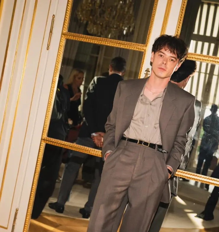 Hoy en día tiene 31 años; ha protagonizado películas como "The New Mutants" y "Billy Knight".