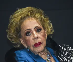 "¡Silencio!": Audio revela los maltratos nocturnos que habría sufrido Silvia Pinal por parte de su enfermera 