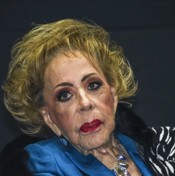 "¡Silencio!": Audio revela los maltratos nocturnos que habría sufrido Silvia Pinal por parte de su enfermera "¡Silencio!": Audio revela los maltratos nocturnos que habría sufrido Silvia Pinal por parte de su enfermera