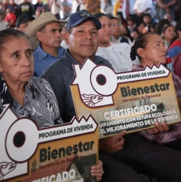 Familias damnificadas en Puebla reciben 68 mdp en apoyos para viviendas