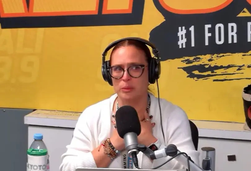 Angélica Vale llora al hablar de su divorcio