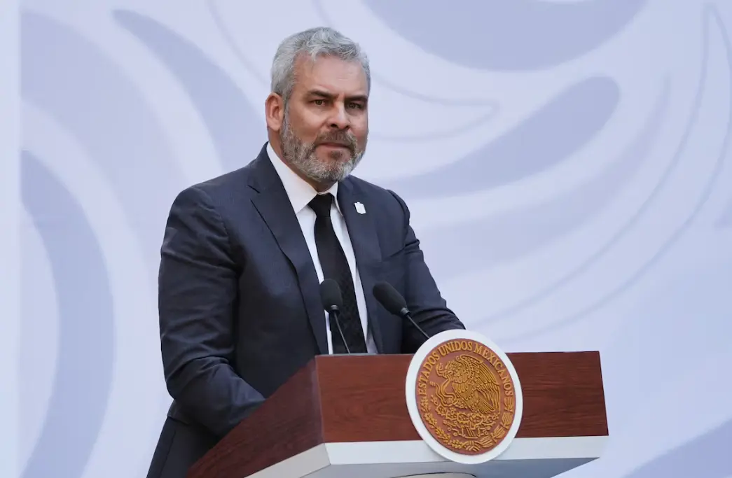 Ramírez Bedolla precisó que la Fiscalía local indaga las circunstancias en qué abatieron al asesino del alcalde de Uruapan. Especial