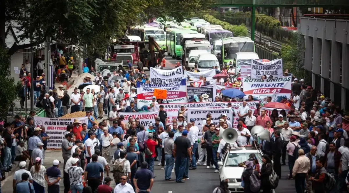 Productores rechazan oferta del gobierno; persisten bloqueos en diversas entidades. Especial