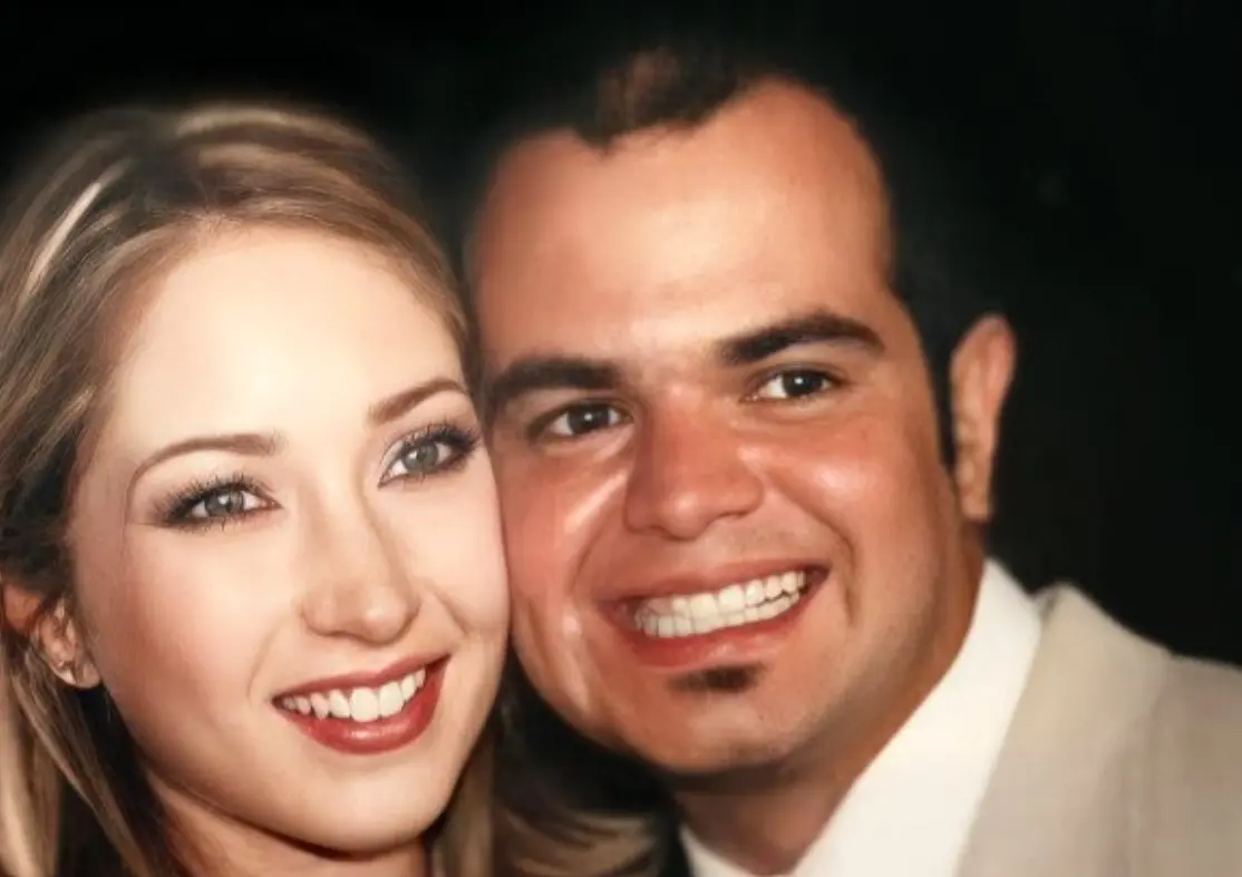 La pareja se vio envuelta en una polémica en 2024 tras compartir su historia de amor en el pódcast de Ingrid Coronado.