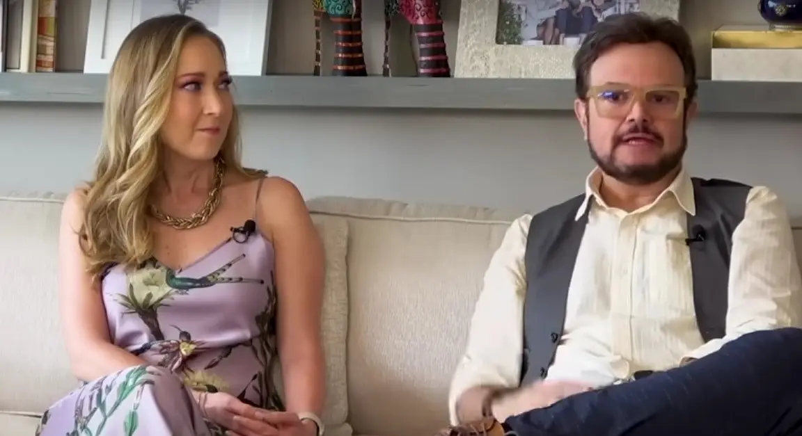 Hasta el momento, Karen Coronado no ha hablado sobre la polémica de su matrimonio.