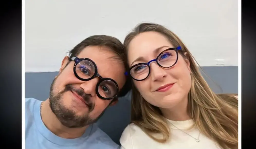 Karen y Aleks tienen dos hijos: Natalia y Matías Escajadillo Coronado.