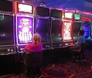 Red de lavado: el modus operandi de los casinos ligados a operaciones ilícitas; dos de Salinas Pliego