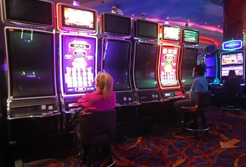 Detectan red de lavado de dinero en casinos. Detectan red de lavado de dinero en casinos.