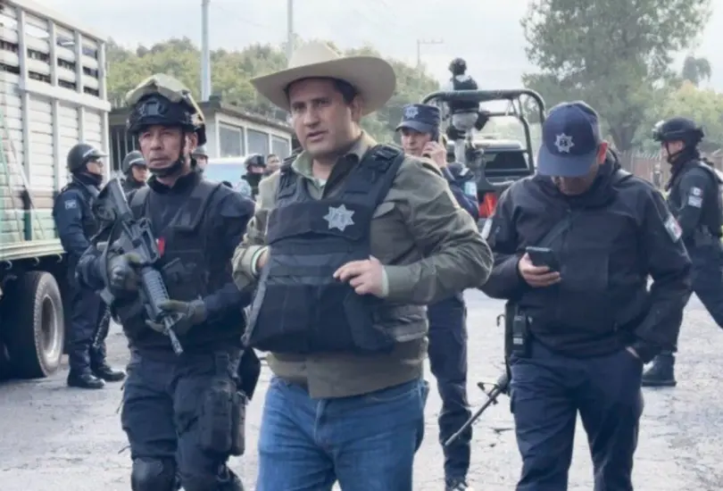 Las autoridades detuvieron a seis escoltas del alcalde de Uruapan, Carlos Manzo, como parte de una nueva línea de investigación.