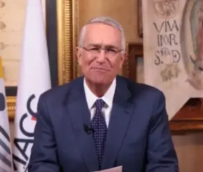 Ricardo Salinas Pliego arremete contra la SCJN por créditos fiscales