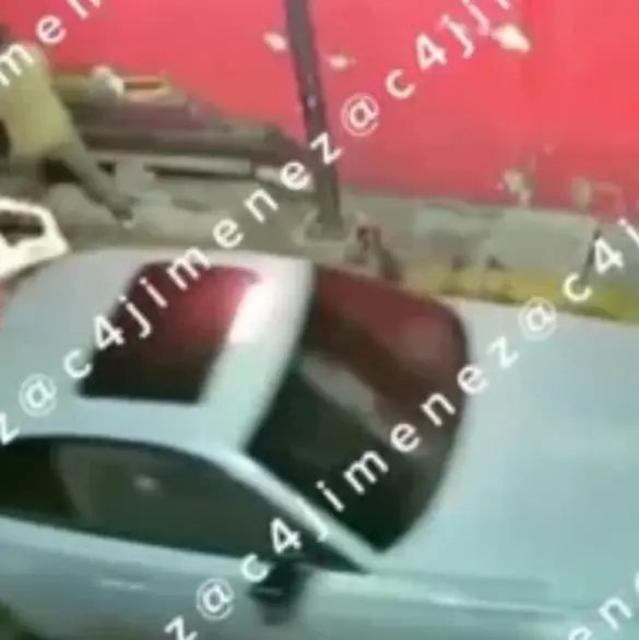 Así ejecutaron a "El Soldado", presunto extorsionador de Iztapalapa, en su auto de lujo