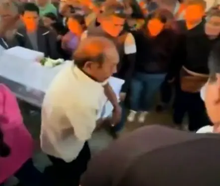 "Con las niñas no": Dan el último adiós a Noelia, la pequeña de 4 años asesinada en Juchitán