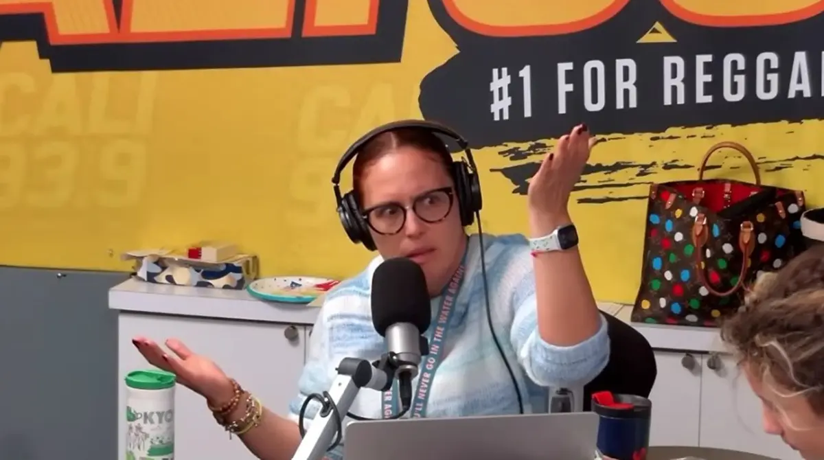  Angélica Vale responde a burlas 