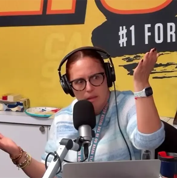 Ahora resulta que el karma me agarró: Angélica Vale estalla ante las burlas por su divorcio Ahora resulta que el karma me agarró: Angélica Vale estalla ante las burlas por su divorcio