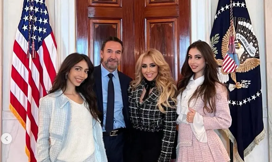 Las hijas de Marco Antonio Solís han decidido seguir sus pasos en la industria de la música y también gozan de gran popularidad en redes sociales. Ellas son sus hijas:<br>