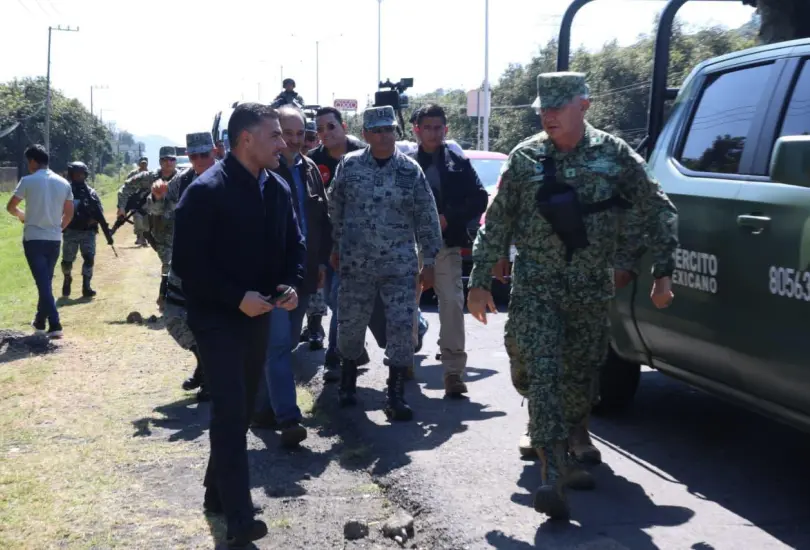 Harfuch lanza ofensiva contra 12 cárteles en Michoacán Harfuch lanza ofensiva contra 12 cárteles en Michoacán