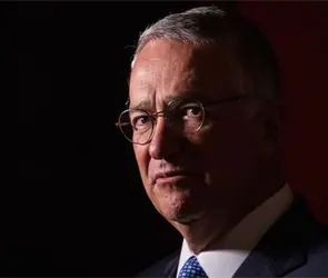 Salinas Pliego, contra la pared: pagar o enfrentar embargos