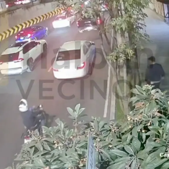 Asalto frustrado en Viaducto Tlalpan: automovilista armado sorprende a delincuentes | VIDEO Asalto frustrado en Viaducto Tlalpan: automovilista armado sorprende a delincuentes | VIDEO