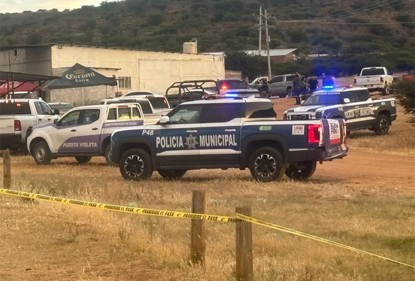 Músicos sobreviven a balacera en carreras de Parral, Chihuahua Músicos sobreviven a balacera en carreras de Parral, Chihuahua