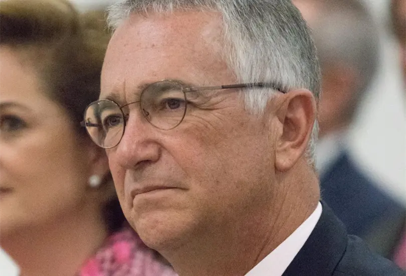 Salinas Pliego ha dicho que no debe esa suma. Salinas Pliego ha dicho que no debe esa suma.