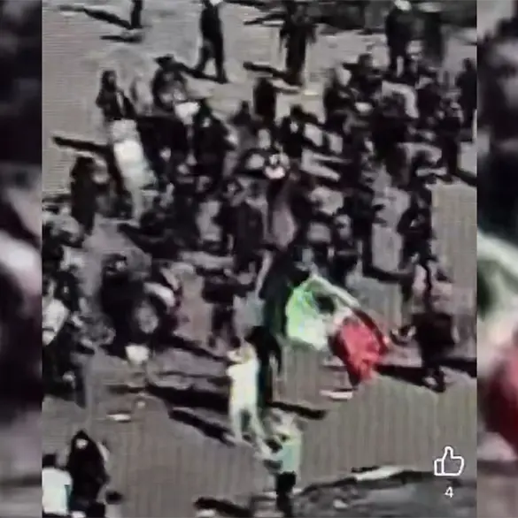 Golpean a persona con bandera de México: ¿El video es de la marcha de la Generación Z en el Zócalo? Golpean a persona con bandera de México: ¿El video es de la marcha de la Generación Z en el Zócalo?