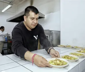 Dormitorio Municipal y campaña "Puebla Te Abriga" refuerzan apoyo ante bajas temperaturas Dormitorio Municipal y campaña "Puebla Te Abriga" refuerzan apoyo ante bajas temperaturas