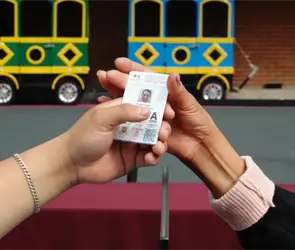 ¿No la tramitaste? La licencia permanente podrá obtenerse en 2026, pero este será su costo