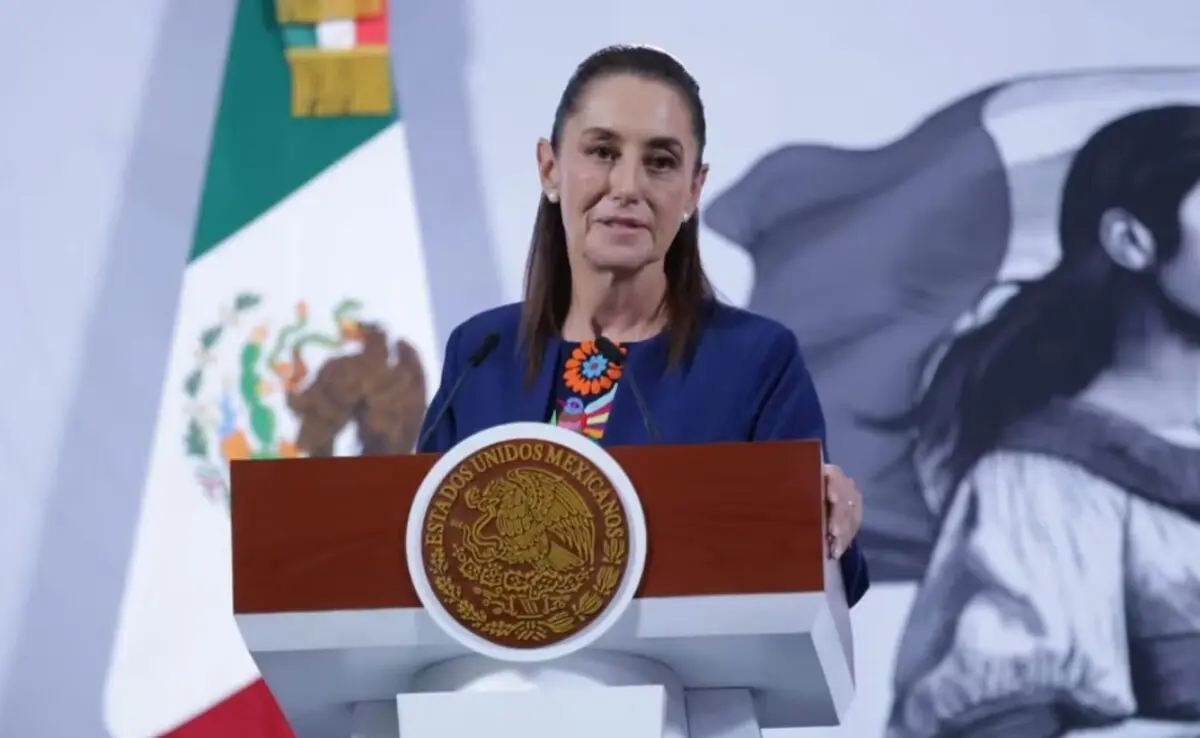  Sheinbaum en su conferencia matutina de Palacio Nacional el 17 de noviembre de 2025. 