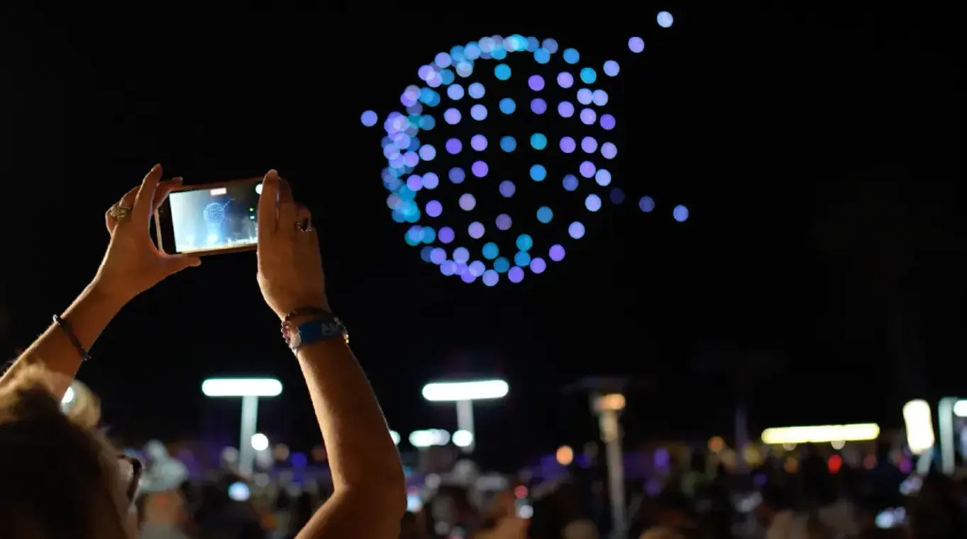  Se trata del primer espectáculo de drones que se realiza en esta celebración.

 