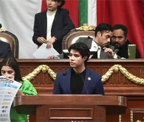 &iquest;Qui&eacute;n es Edson Andrade Lemus, quien convoc&oacute; a la marcha Gen Z y protagoniz&oacute; el spot de X&oacute;chitl G&aacute;lvez?