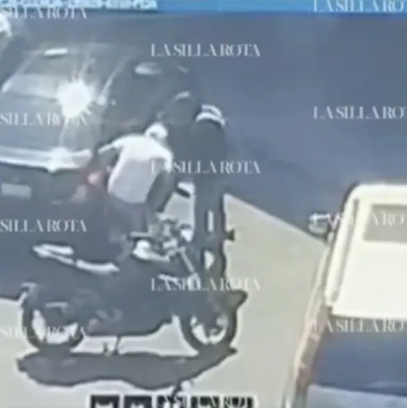 Franelero es baleado en Coyoacán tras presuntamente rayar un auto | VIDEO 