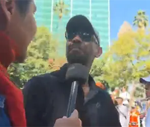 No puedo hablar: Asistente a marcha apartidista de la Gen Z dice que por &oacute;rdenes pol&iacute;ticas no puede dar declaraciones