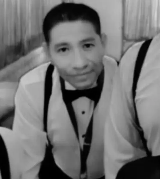 Era mesero y tenía 43 años. Facebook.