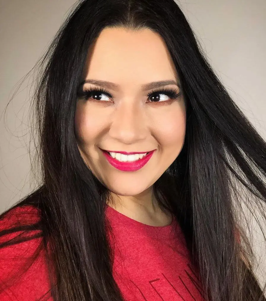 Tras "La Academia", recibió múltiples oportunidades en TV Azteca, incluyendo su participación en "Desafío de Estrellas" en 2003.<br>